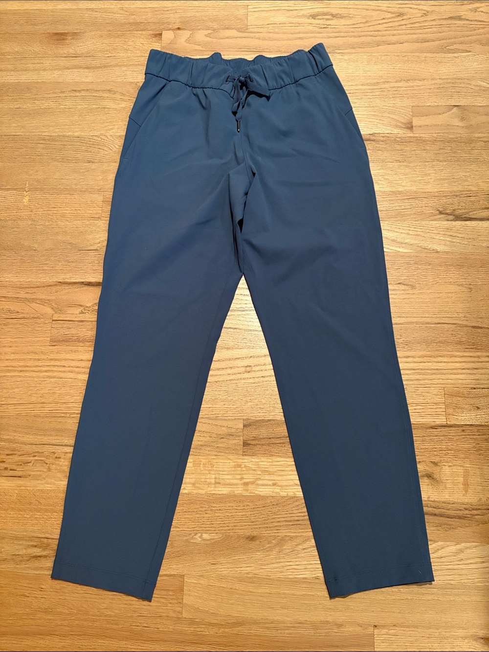 lululemon athletica Women's Cropped Drawstring Pants